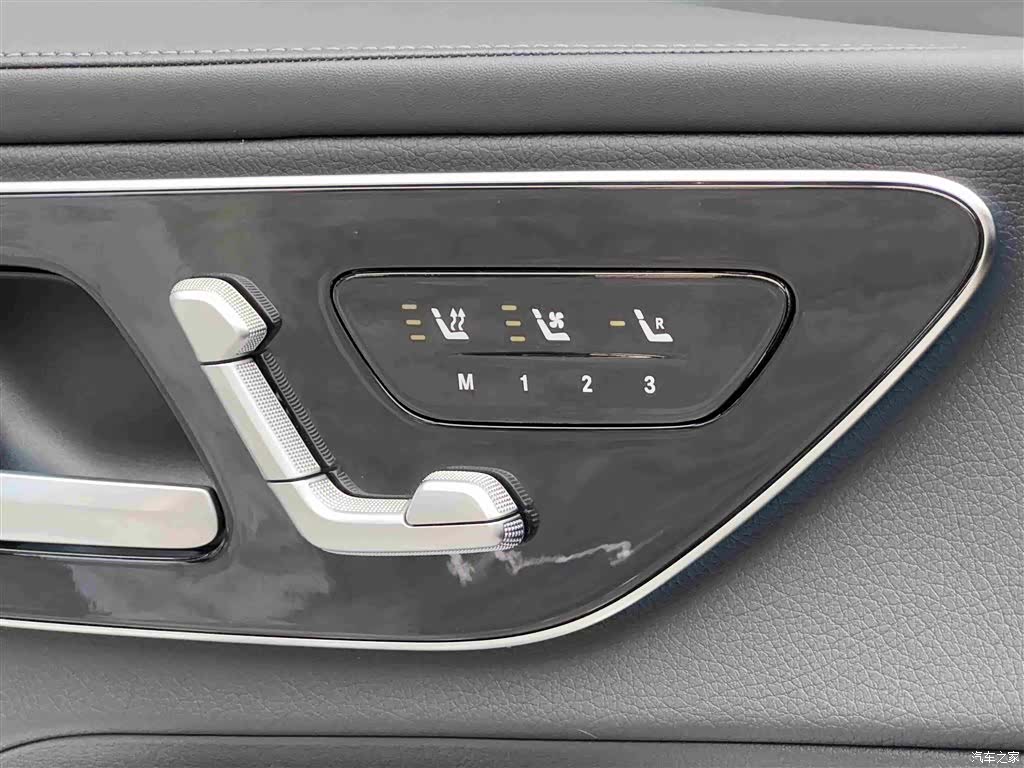 Mercedes-Benz GLC, 2025 17