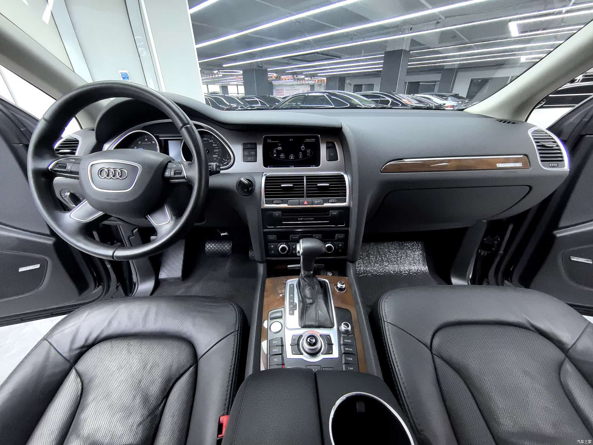 Audi Q7, 2012 все фото