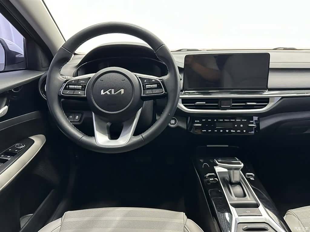 Kia K3, 2023 11