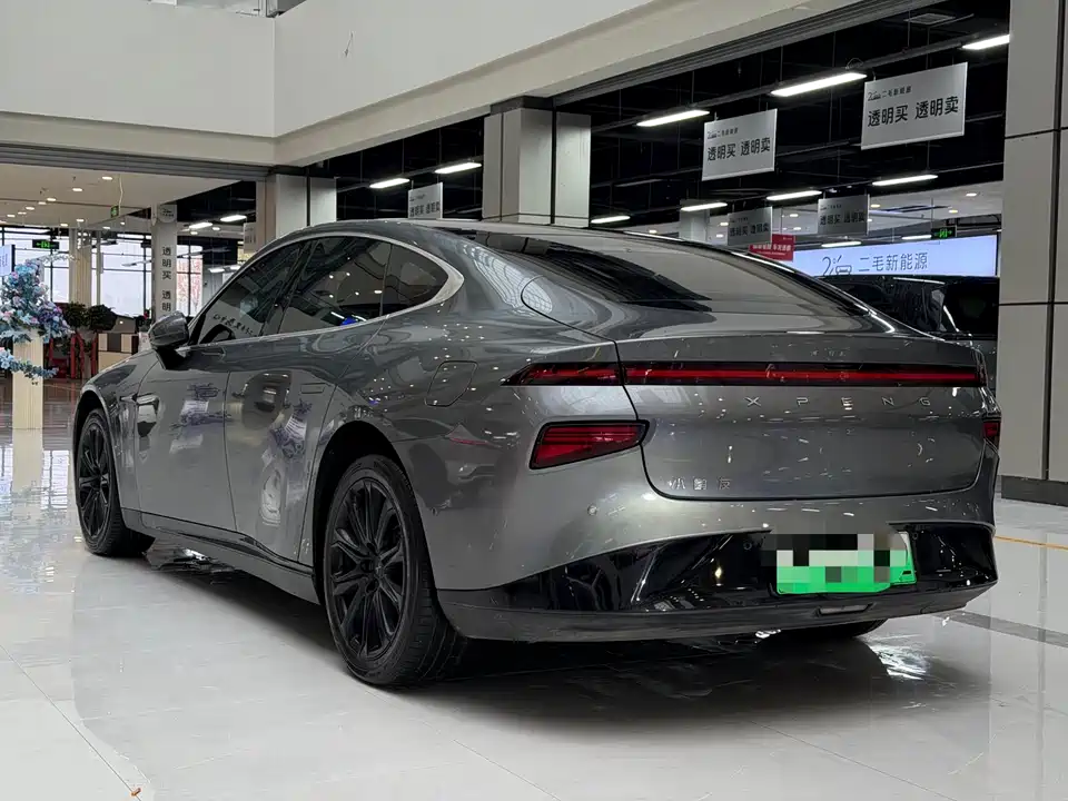 XPENG P7