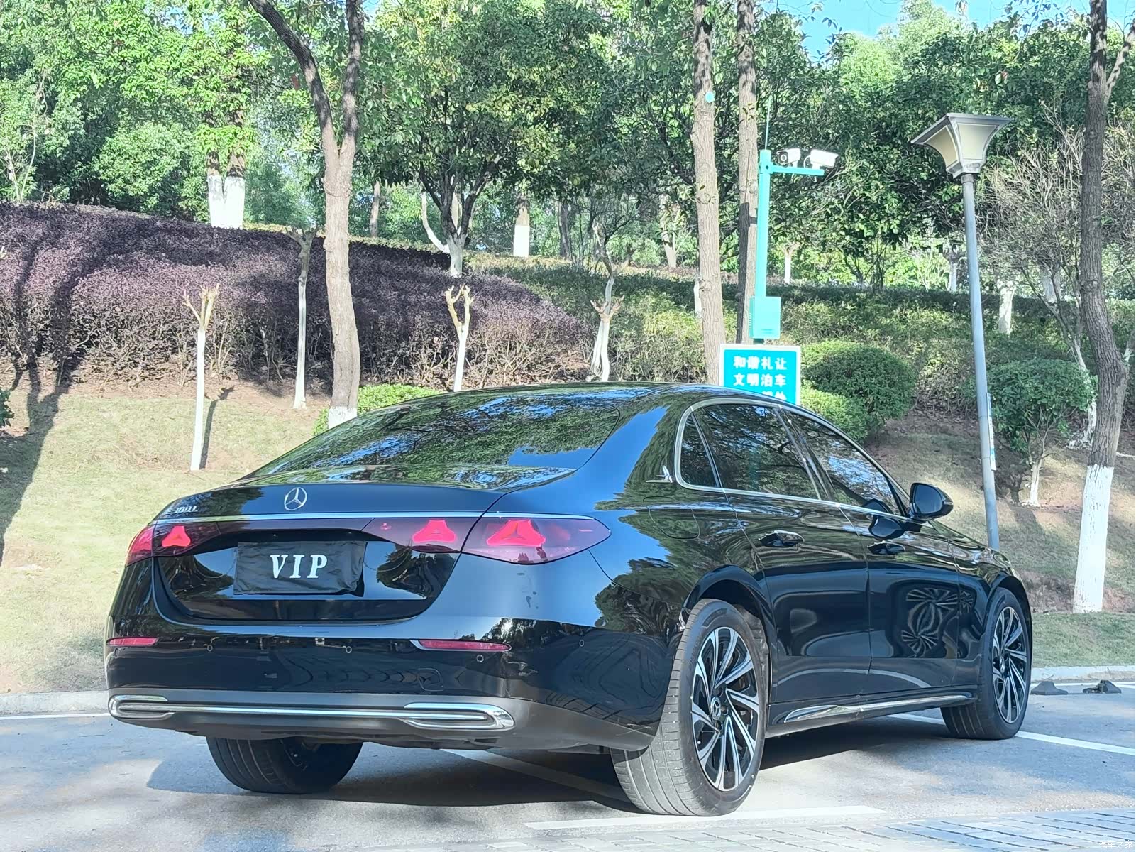 Mercedes-Benz E-Class, 2024 7