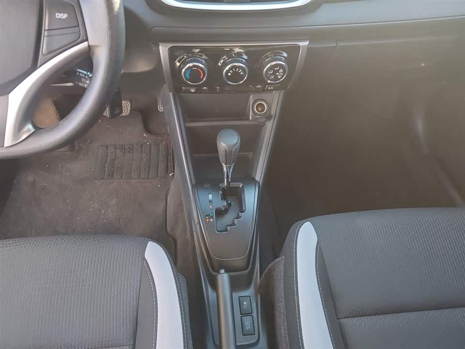 Toyota YARiS L Zhixuan