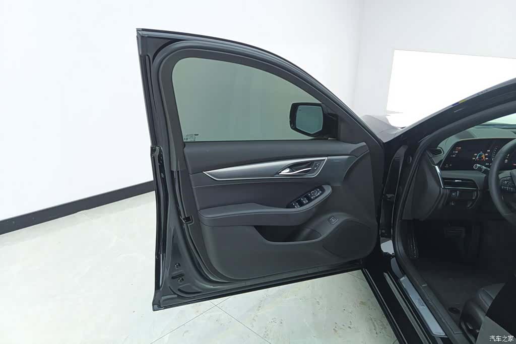Cadillac CT5, 2025 7