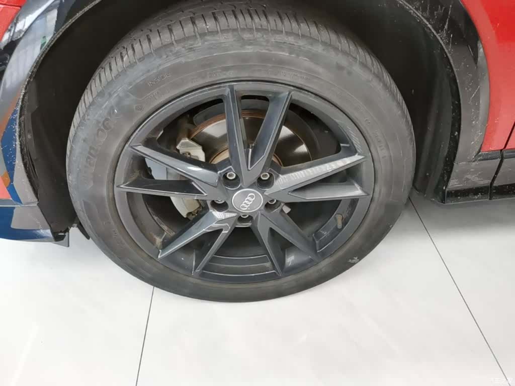 Audi Q2L, 2020 23