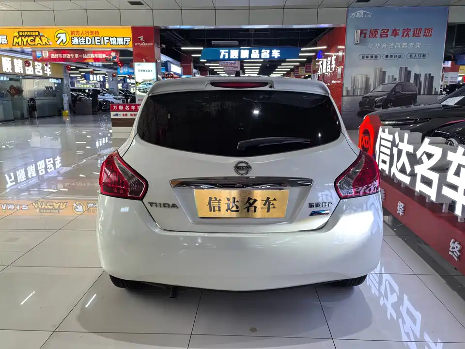 Nissan TIIDA