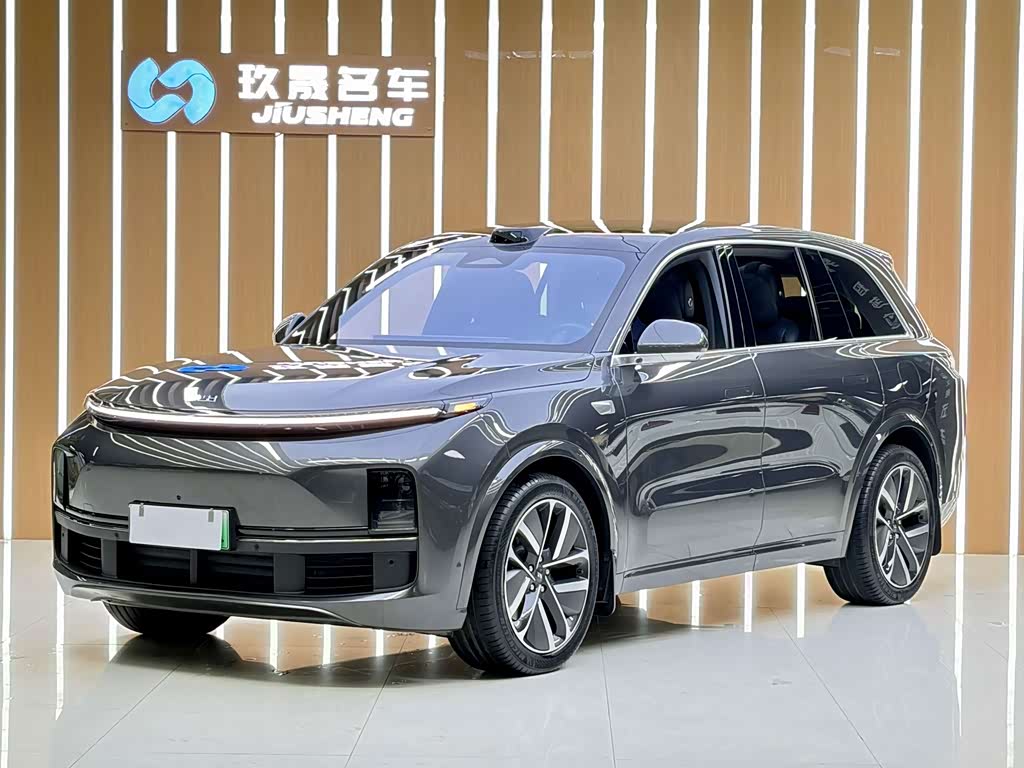 Li Auto L8