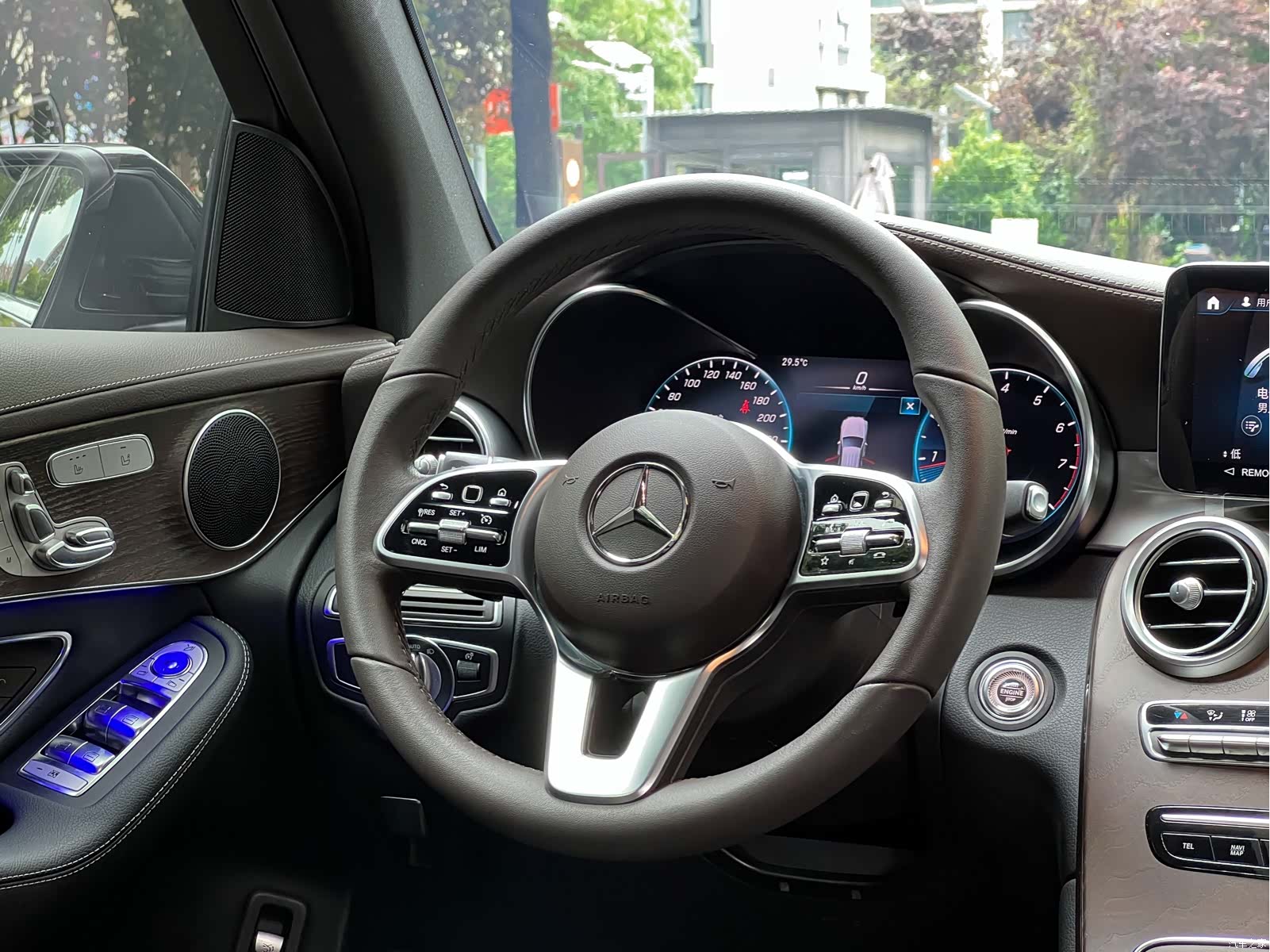 Mercedes-Benz GLC, 2022 13