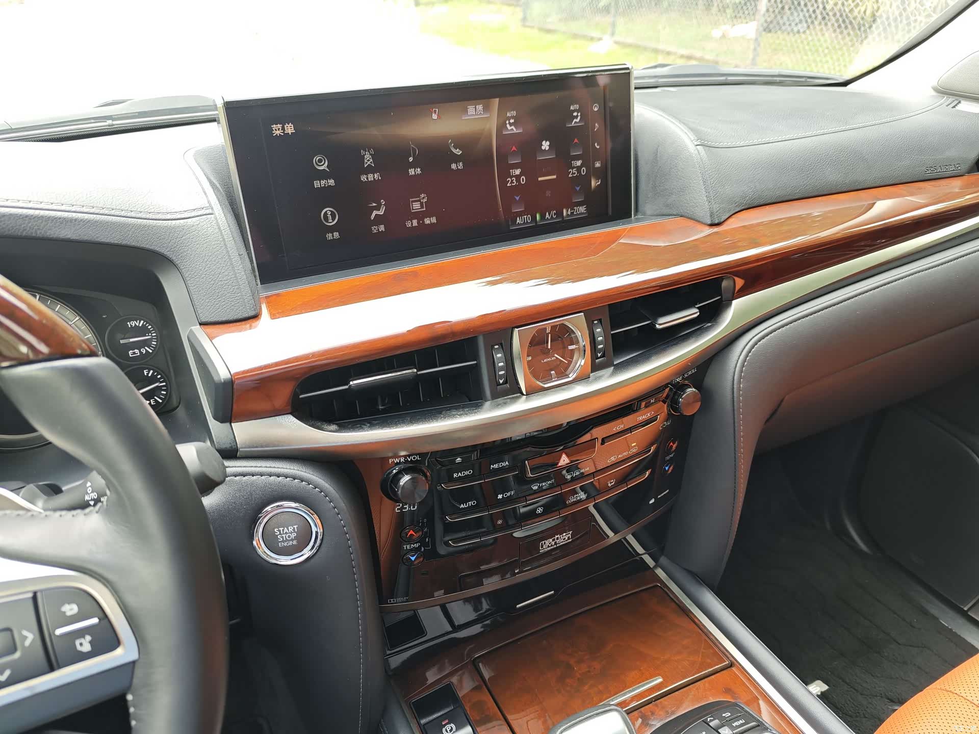 Lexus LX, 2016 17
