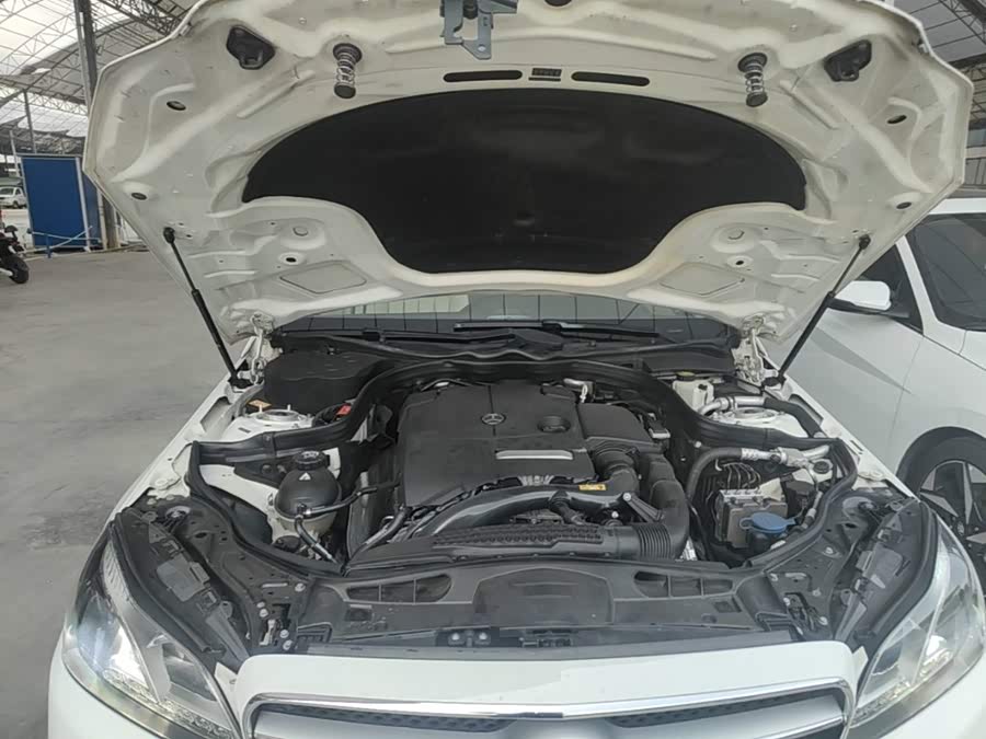 Mercedes-Benz E-Class 2015, фото 20