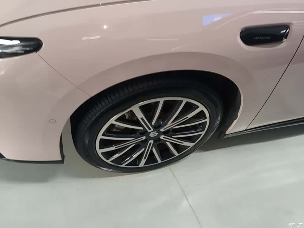 Leapmotor B01, 2026 23