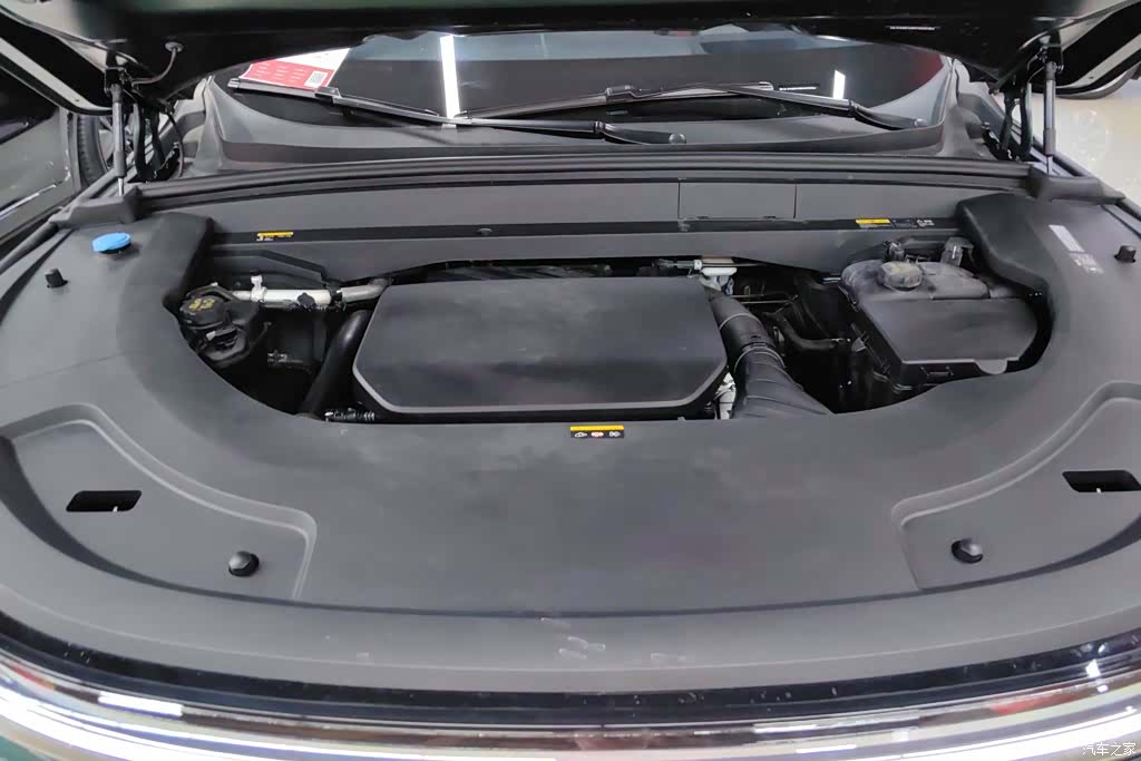 Li Auto L7, 2024 10