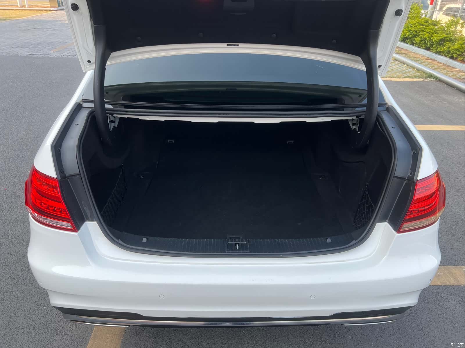 Mercedes-Benz E-Class, 2016 27