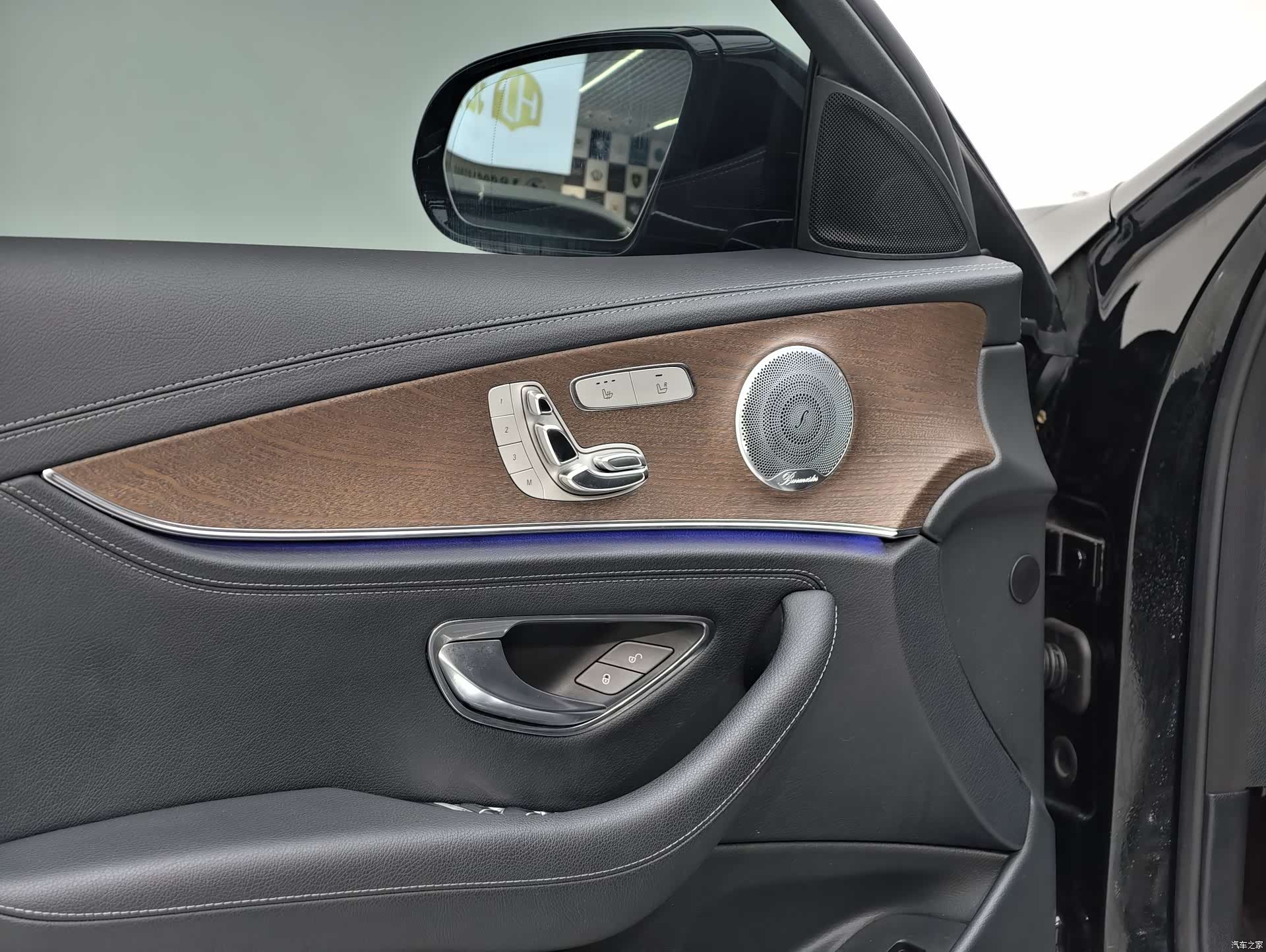 Mercedes-Benz E-Class, 2019 11
