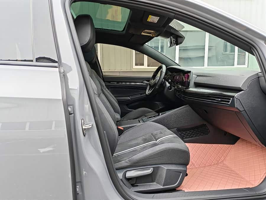 Volkswagen Golf 2022, фото 13