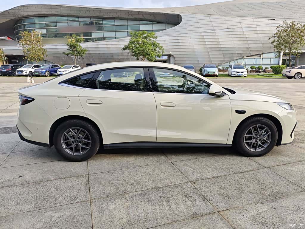 BYD Seal, 2025 8