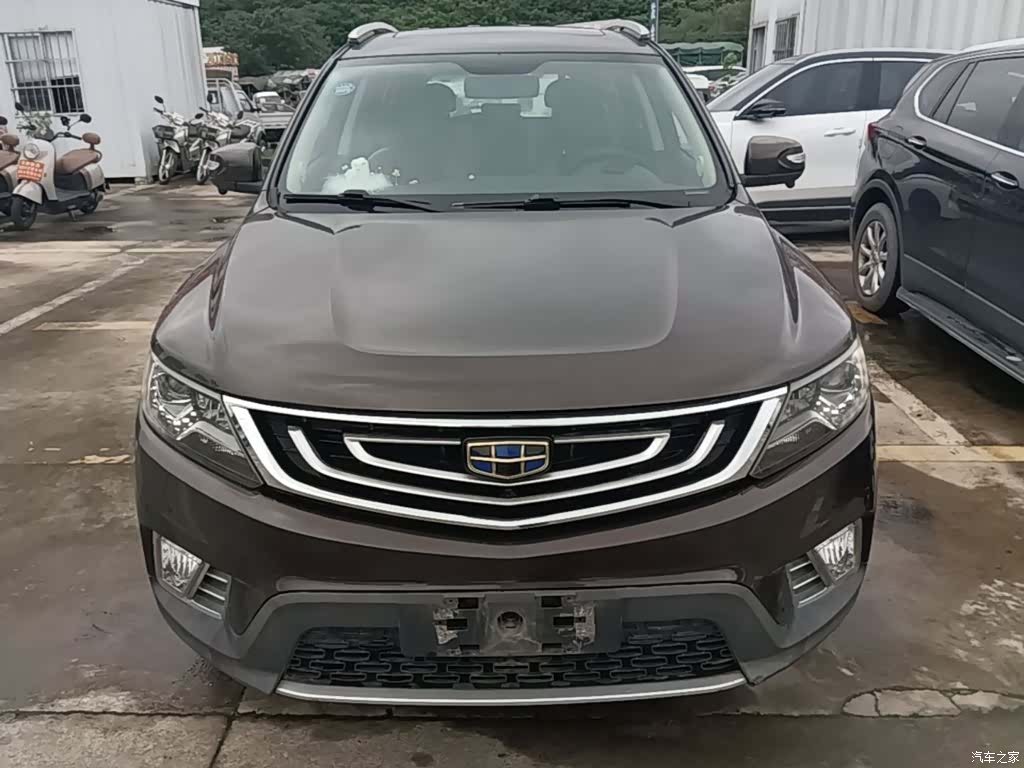 Geely X6, 2016 3