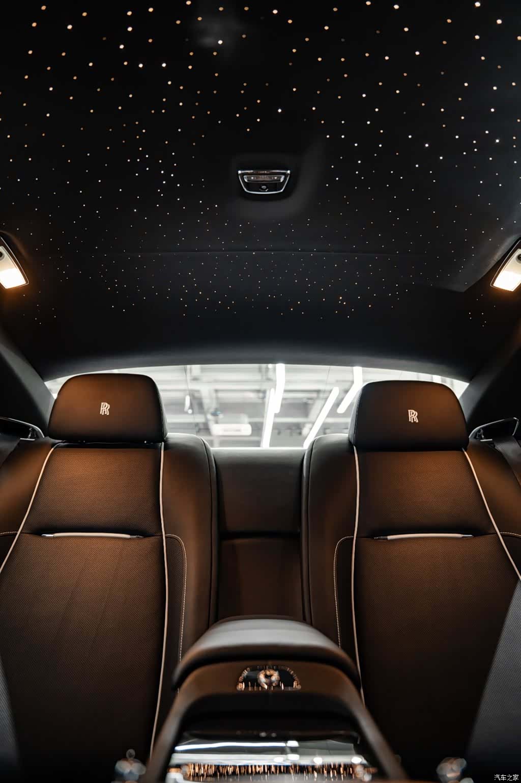 Rolls-Royce Wraith, 2018 14