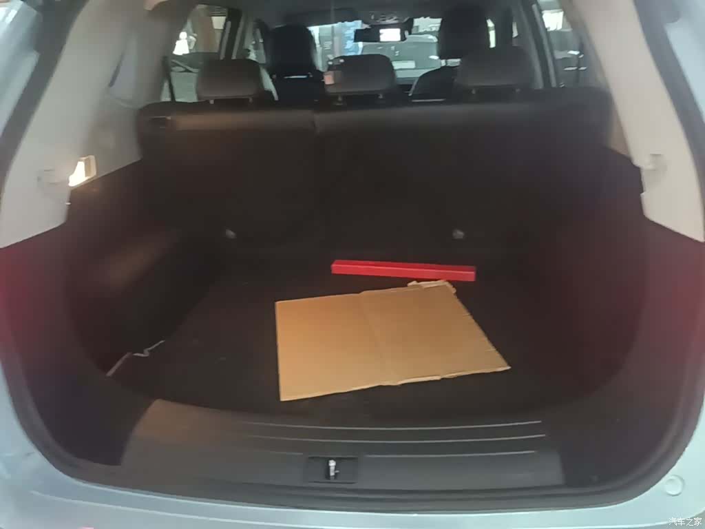 Roewe RX5, 2021 19