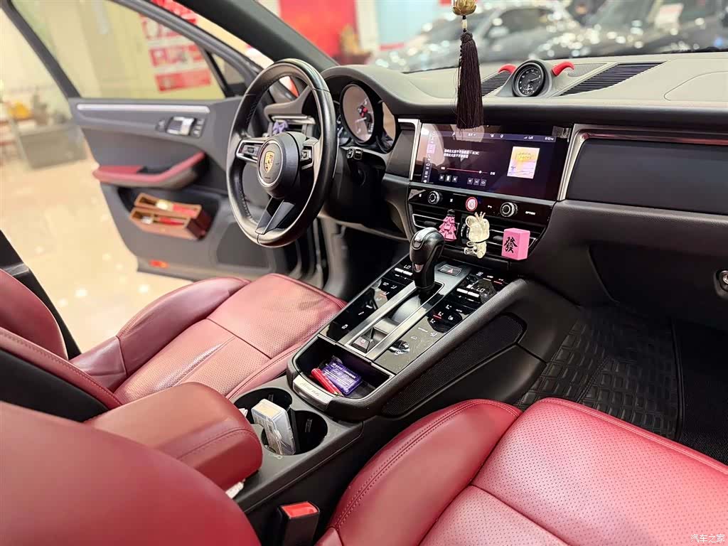 Porsche Macan, 2023 4