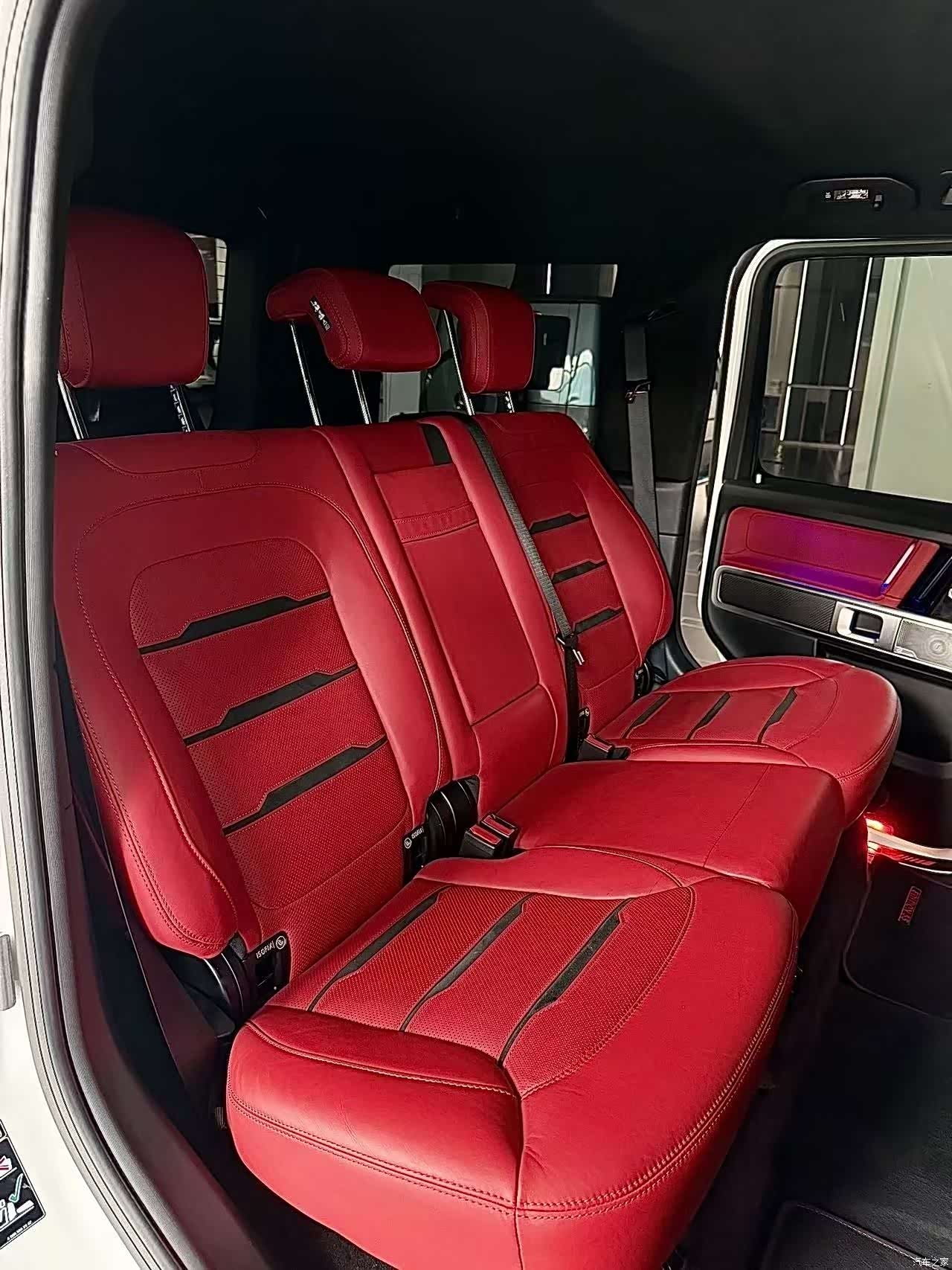Mercedes-Benz G-Class, 2023 10