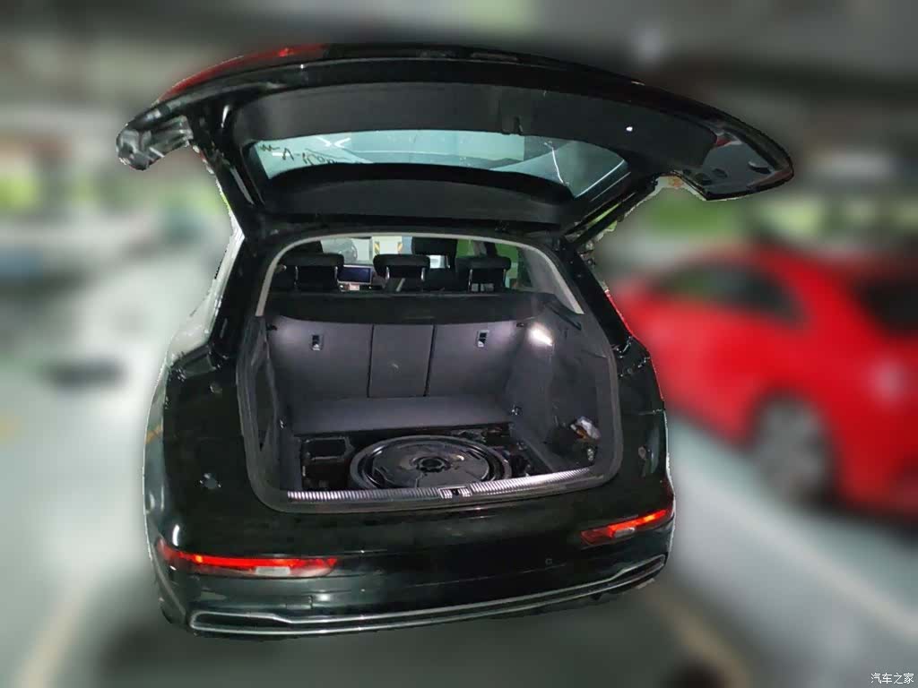 Audi Q5L, 2019 10