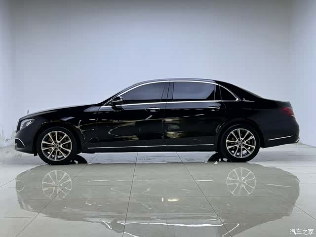Mercedes-Benz E-Class, 2019 4