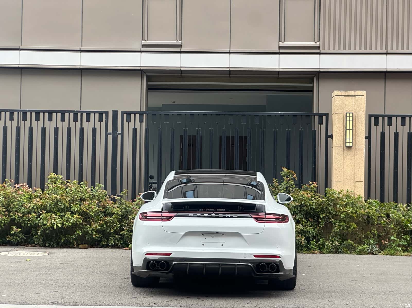 Porsche Panamera, 2020 все фото