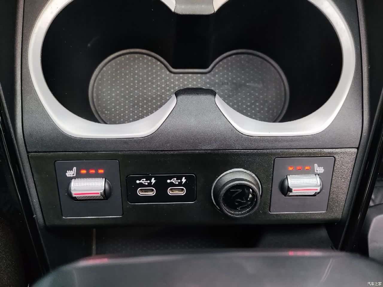 BMW X1, 2024 13