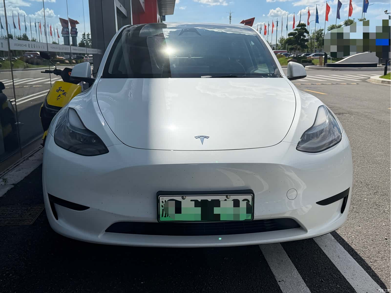 Tesla Model Y, 2024 6