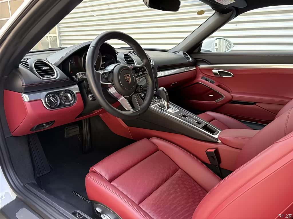 Porsche Boxster, 2025 10