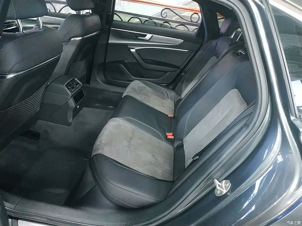 Audi A6L, 2020 13