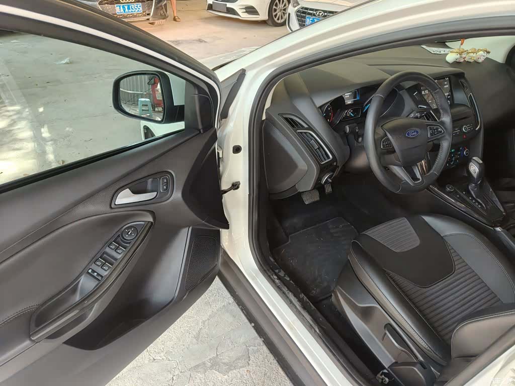 Ford Focus, 2018 16