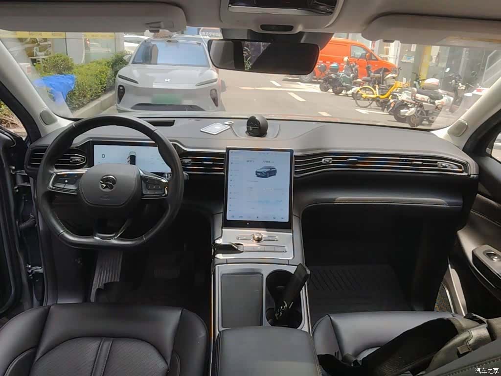 NIO ES6, 2021 10