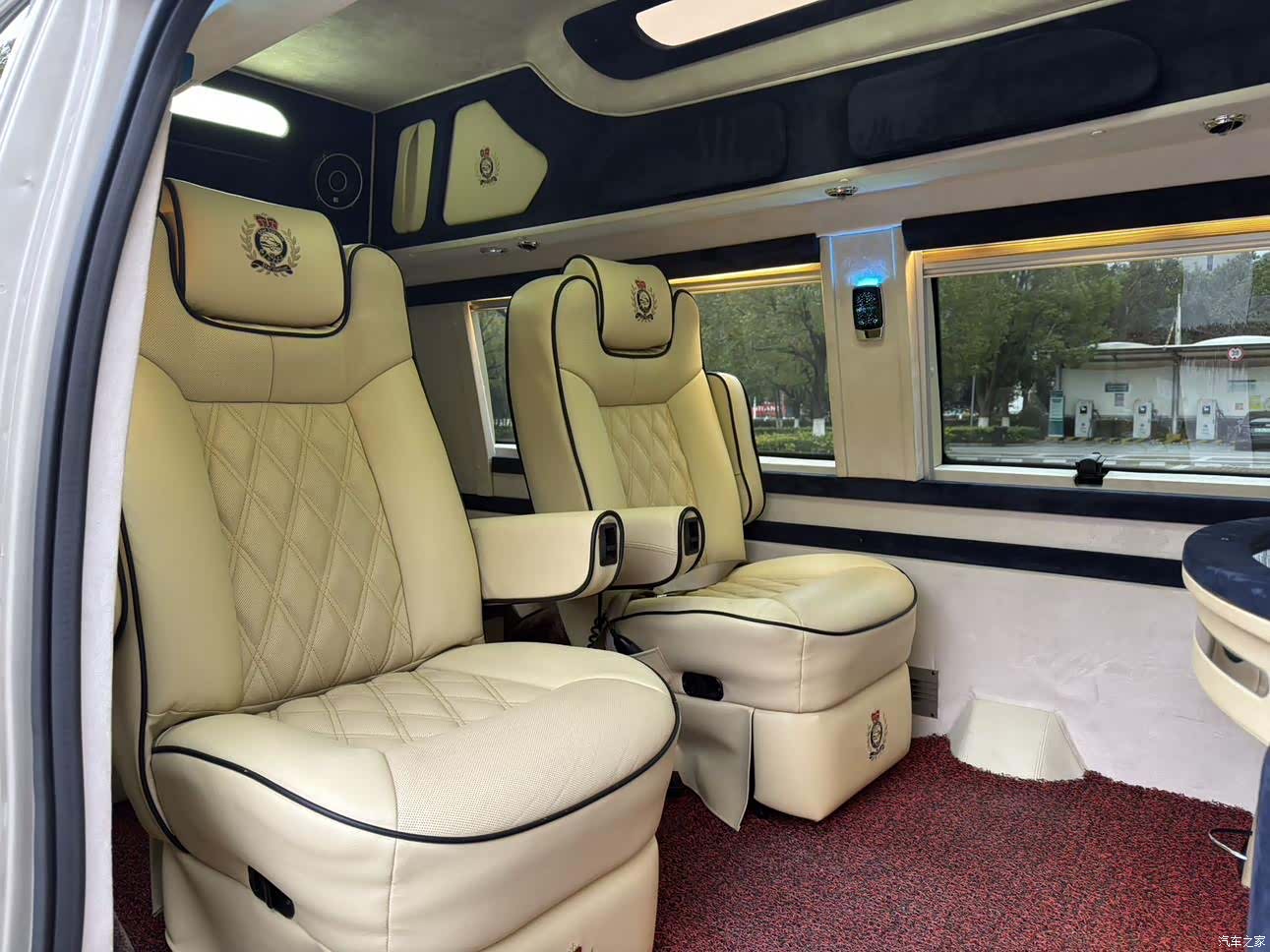 Ford E350, 2012 10