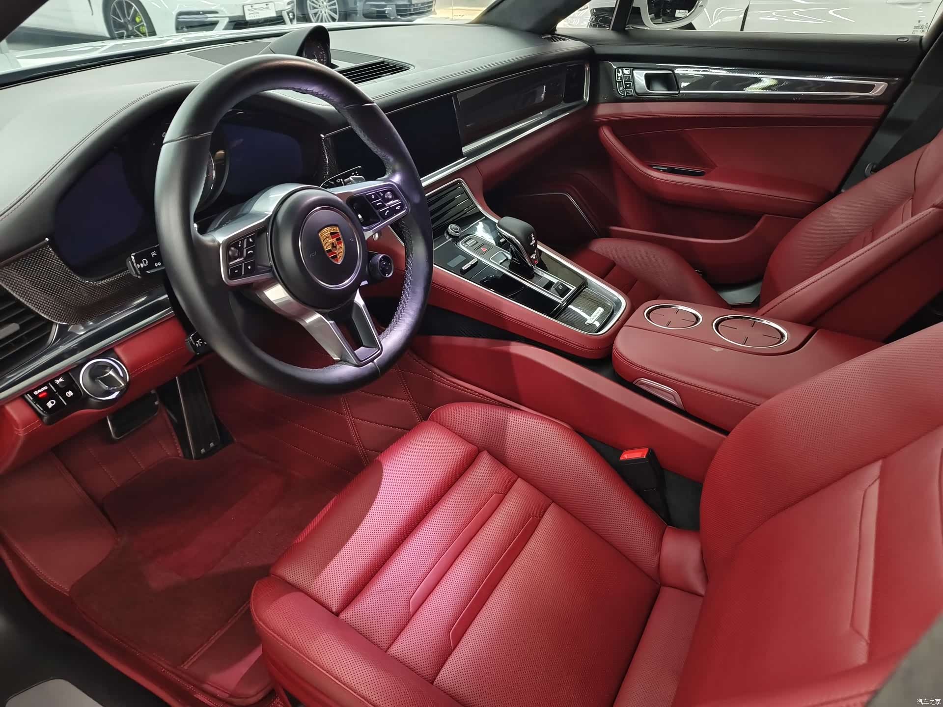 Porsche Panamera, 2018 4