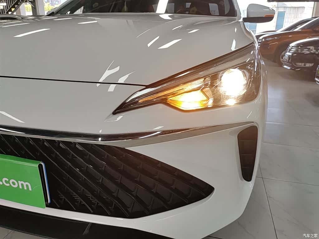 Roewe i5, 2025 24