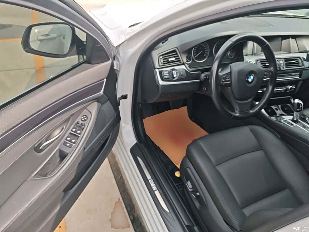 BMW 5 Series, 2017 16