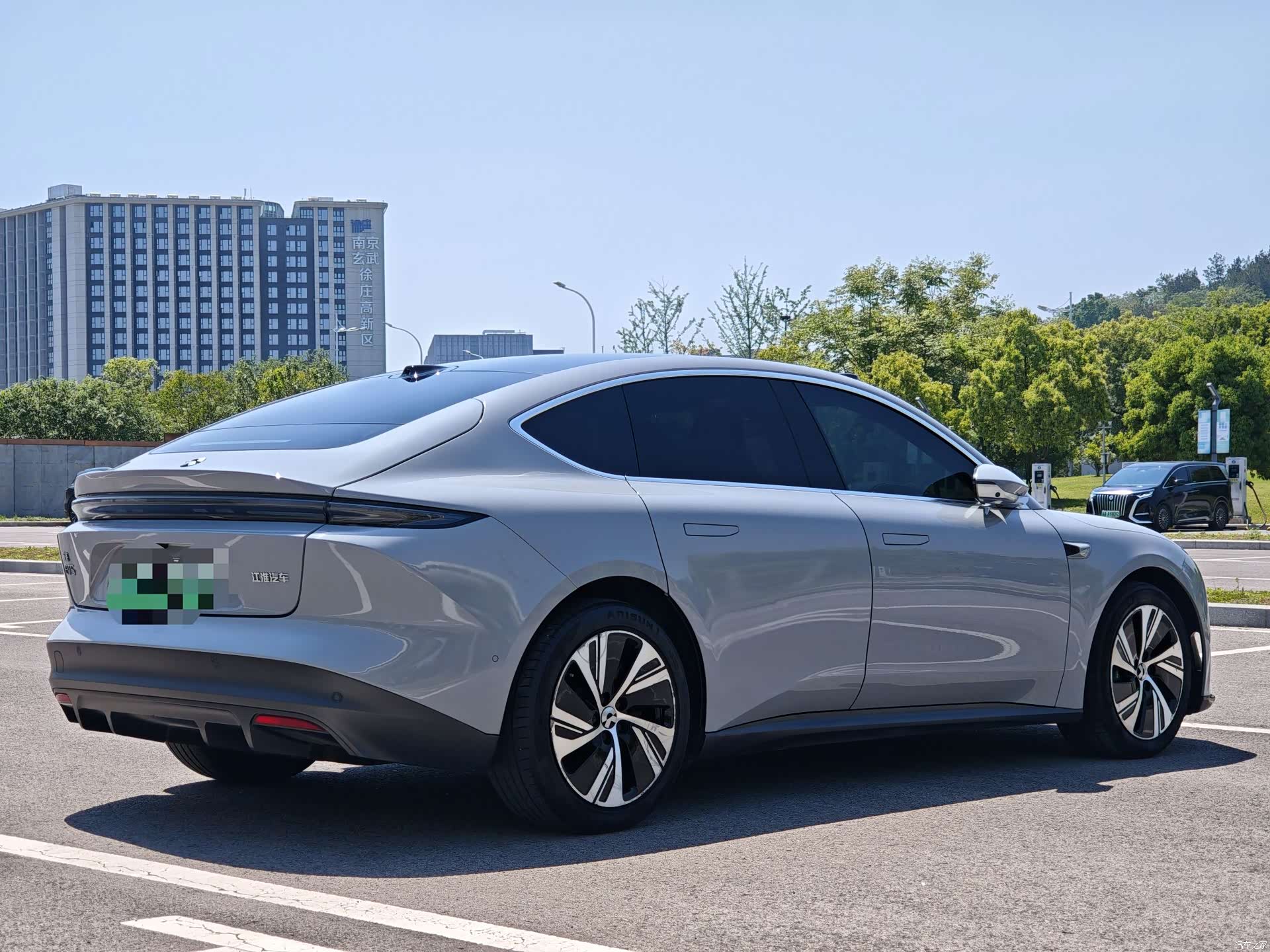 NIO ET5, 2024 4