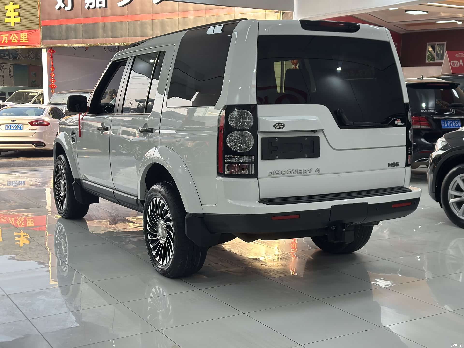 Land Rover Discovery, 2014 4
