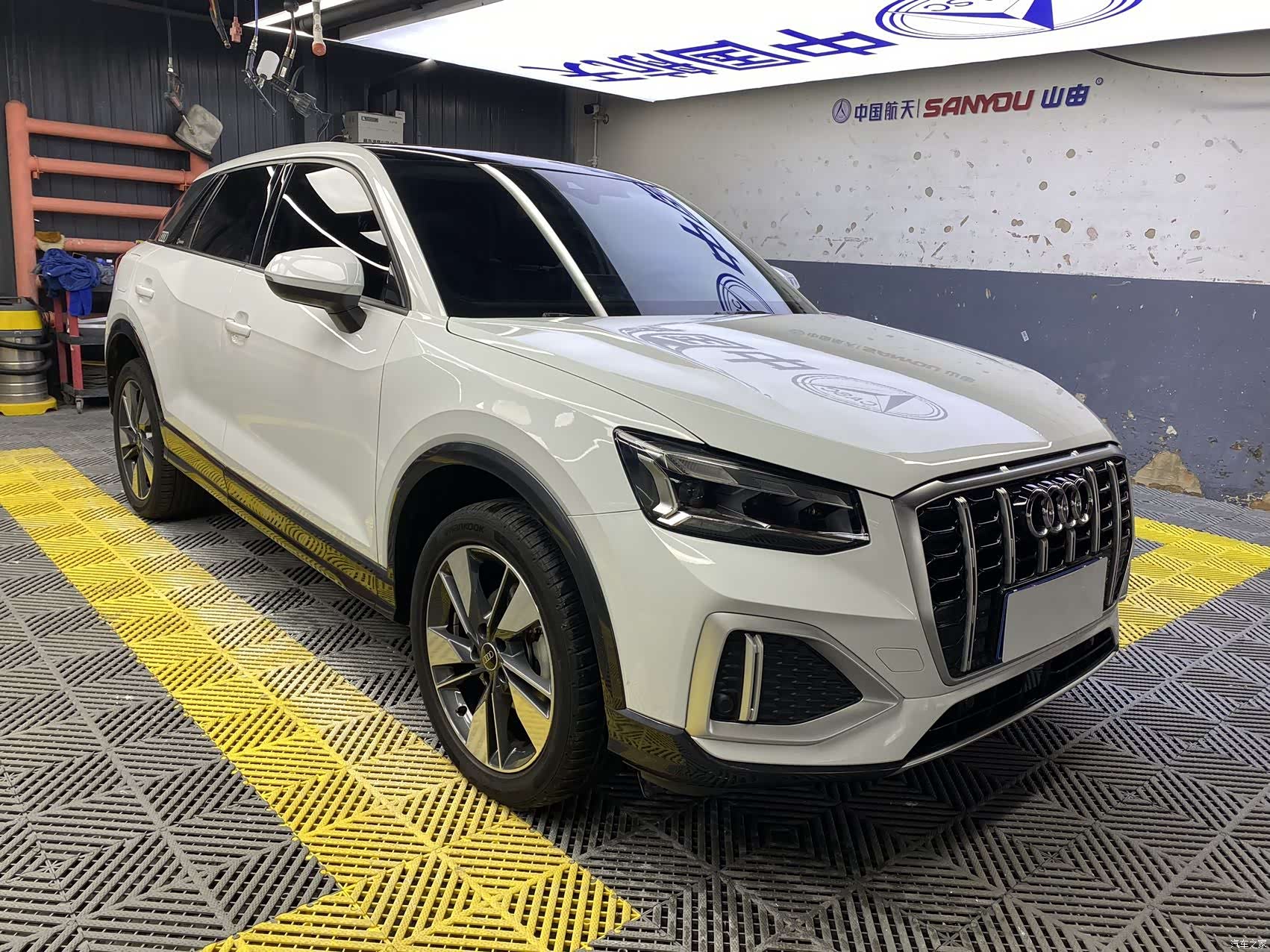 Audi Q2L, 2022 3