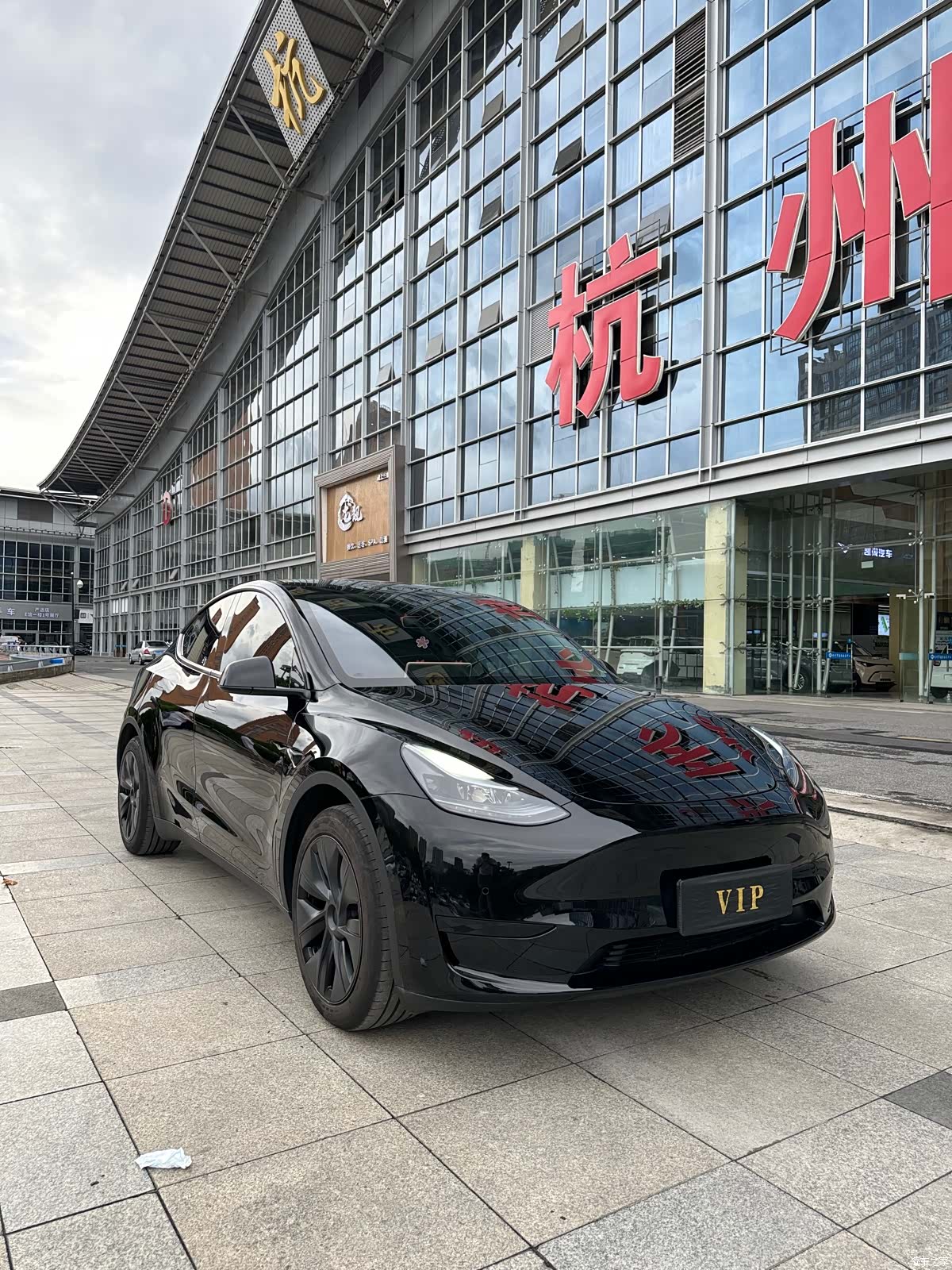 Tesla Model Y, 2024 3
