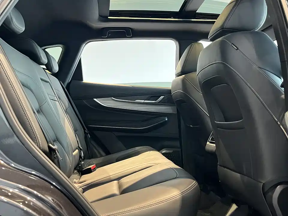 Exeed Chasing the wind