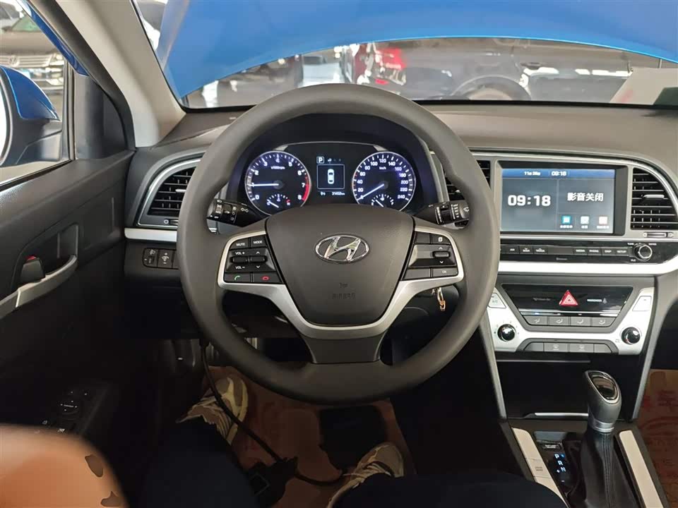 Hyundai Lead