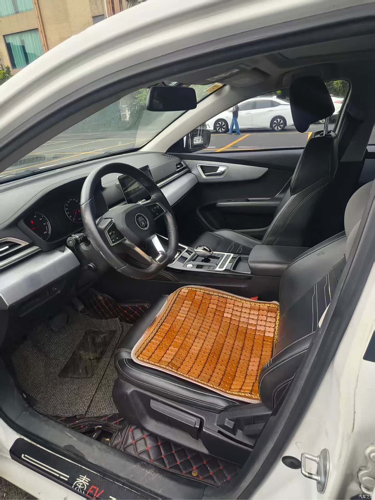 BYD Qin, 2020 10