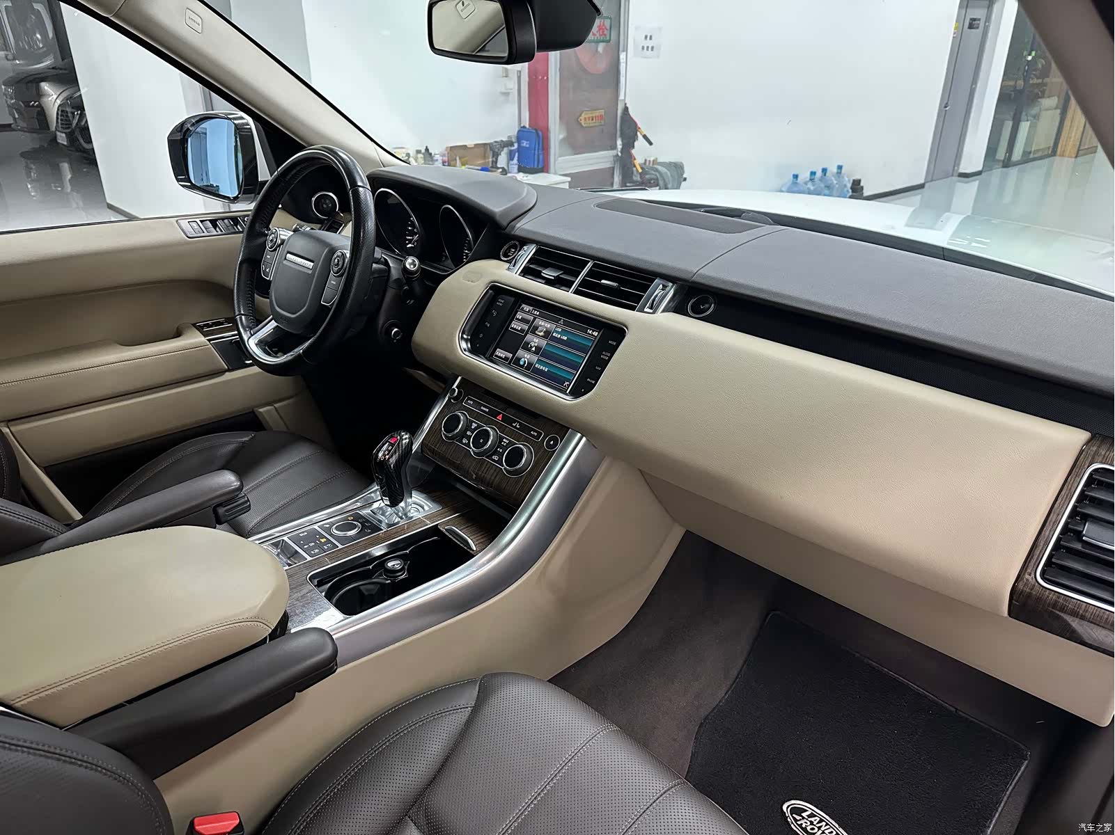Land Rover Range Rover, 2014 16