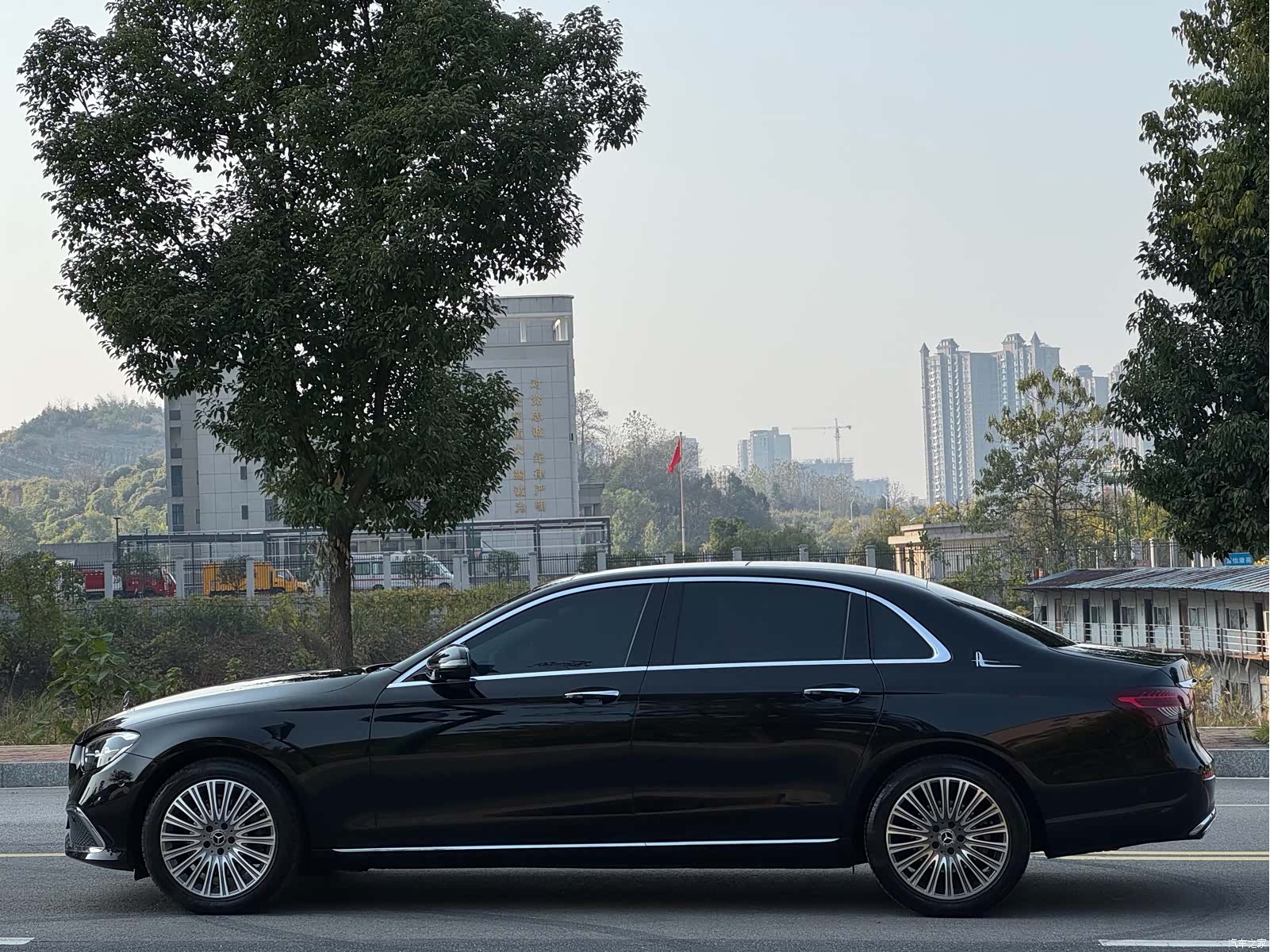 Mercedes-Benz E-Class, 2022 10