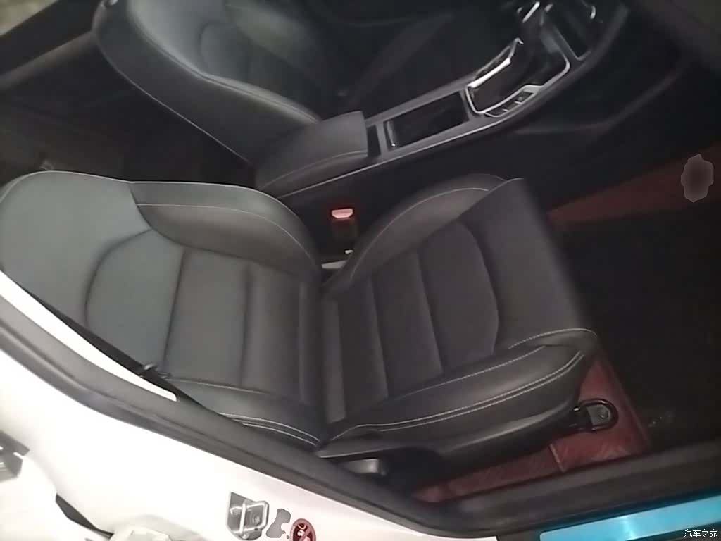 Geely Emgrand, 2020 25