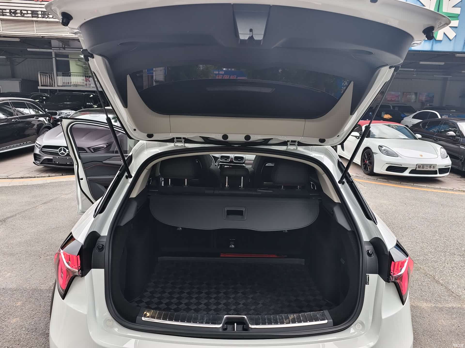 Lynk & Co 01, 2019 14