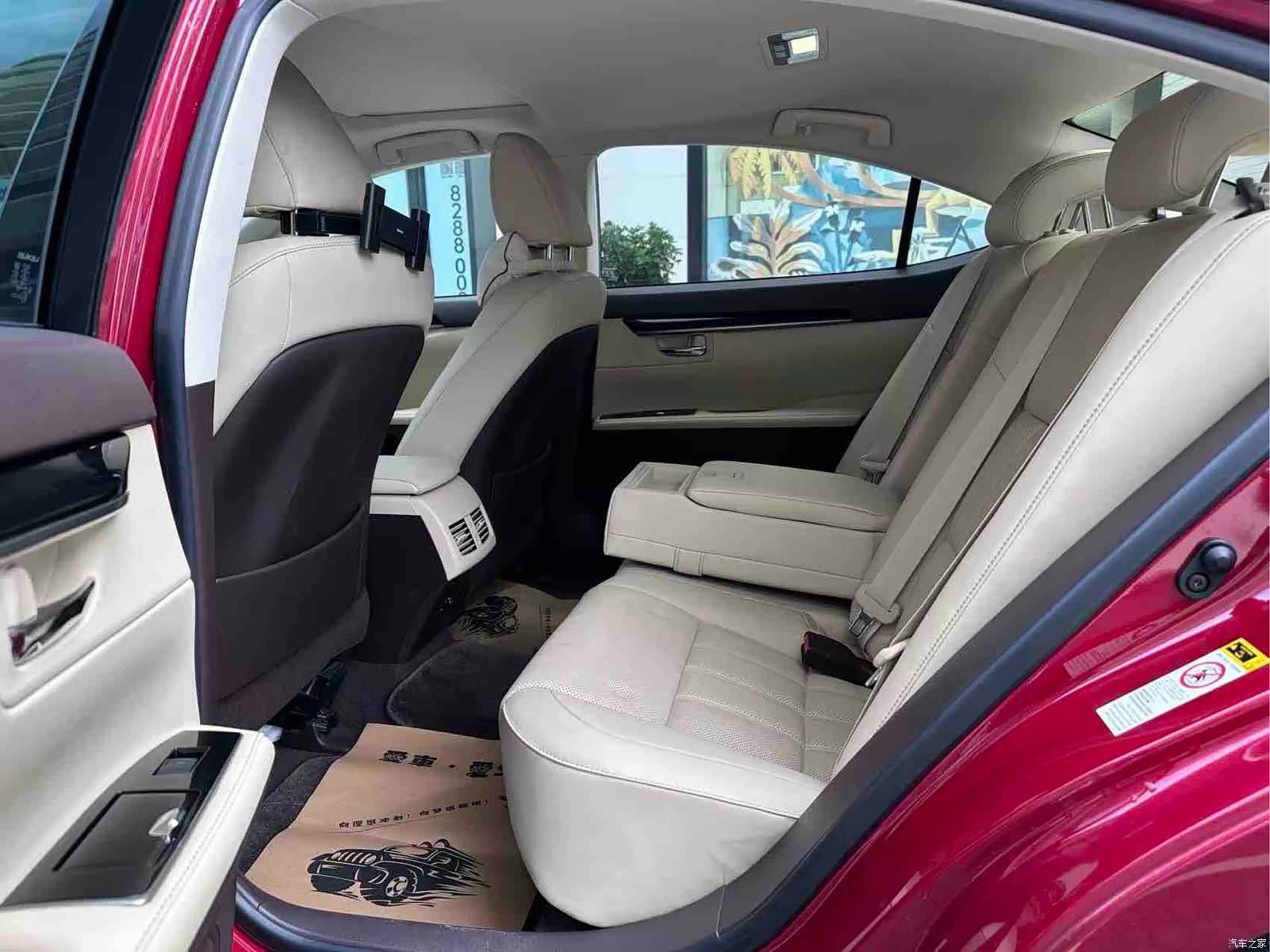 Lexus ES, 2017 8