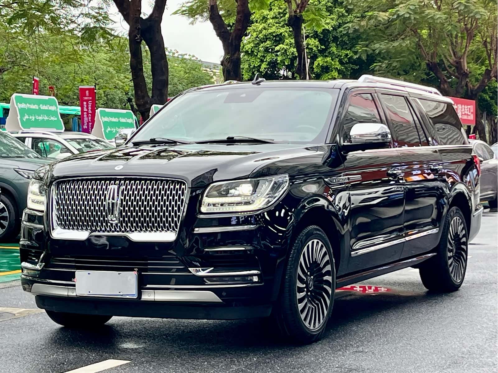 Lincoln Navigator